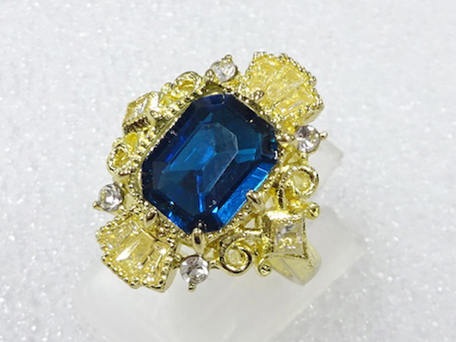 Japanese Kimono / Antique Accessories Metal